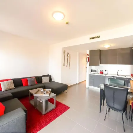 Apartmán Modern In With Swimming Pool *