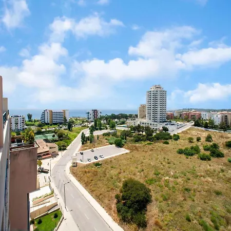 Apartmán Modern In With Swimming Pool
